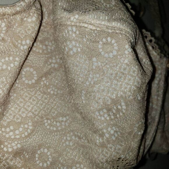 MODERN MOMENTS NUDE LACE DEMI BRA SIZE 44DDD - Picture 3 of 6